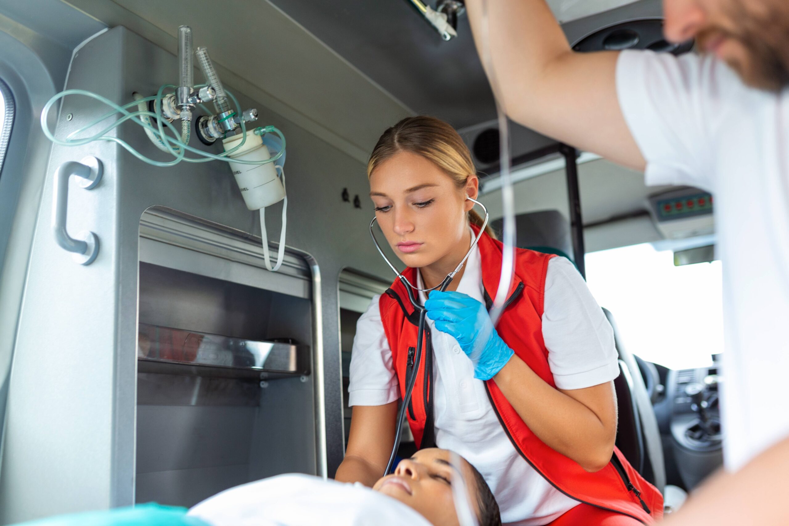 Jornada laboral real de un Técnico en Emergencias Sanitarias: ¿cómo es?